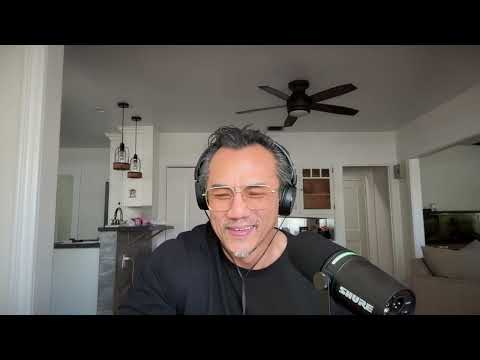 Love Off the Beaten Path - Unconventional Relationships That Work