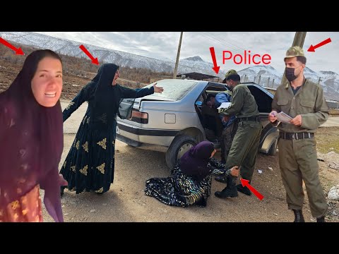 Police footprints amidst Sholeh and Saber's clash while searching for Shokoofeh