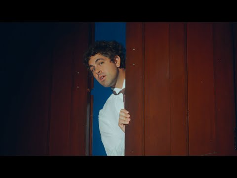 HUNNY - "ring in ur ear" (feat. Justin Courtney Pierre)