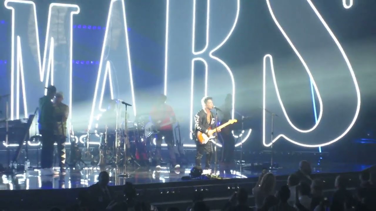 Bruno Mars