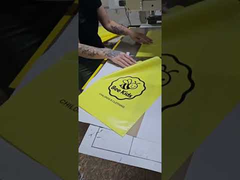 Пакет Zip-Lock плотностью 100 мкм глянцевый 24х35 см с ручкой Полиэтиленовый пакет с лого 100 шт. - фото 1 - id-p2784870826