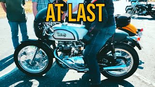 Coffee & Bikes Is A Thing! | I Finally Visit The Local Cafe For A Gab & Gander