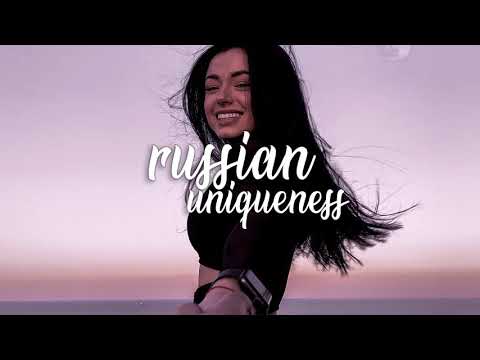 Ты опять в моëм холате на моëм балконе. Вижу тебя текст песни. Обложки на песни ты. Ты опять в моей комнате песня. Ты опять один я всегда.