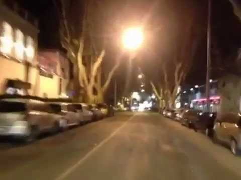 L'enorme camion bar che impalla la prospettiva sull'Ex Mattatoio di Testaccio. Povero Macro