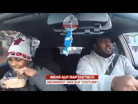 Vater rastet im Auto aus!!!