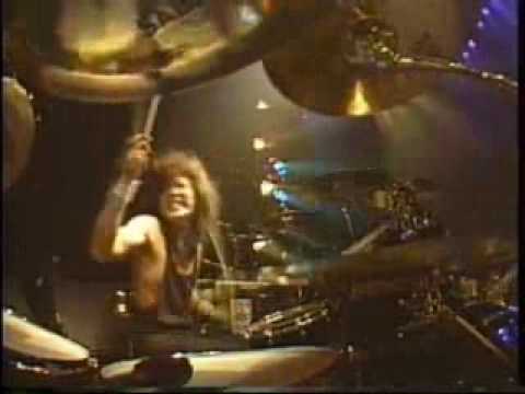 WAKING THE DEAD -LIVE VERSION-　/　LOUDNESS