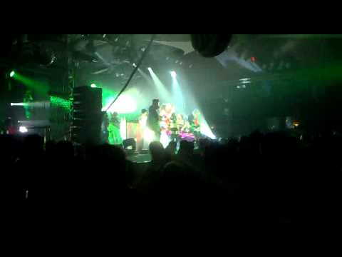 Tidy Weekender Reunion - Lisa Pin-Up (1)