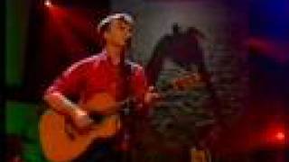 Neil Finn - Don&#39;t Dream It&#39;s Over (Concert For Linda)