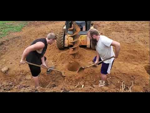 Progress on my Dream Shop - The Carpenters are here.