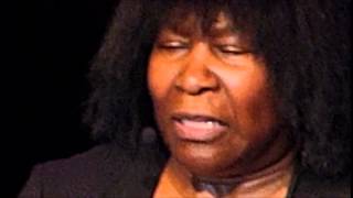 Joan Armatrading - Drop The Pilot - Scottish Rite Auditorium - April 18, 2015