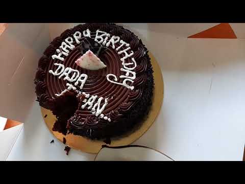 A simple cake for Dada Irfan