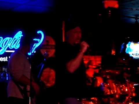 2Tone with guest singer Keith Reed / Wanted: Dead or Alive (Bon Jovi cover)