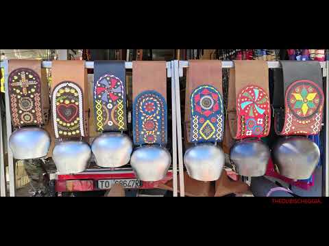 CAMPANE E CAMPANACCI ALLA FIERA DEI DES A BELLINO IN VALLE VARAITA (CN) MART. 10 - 10 - 2023.