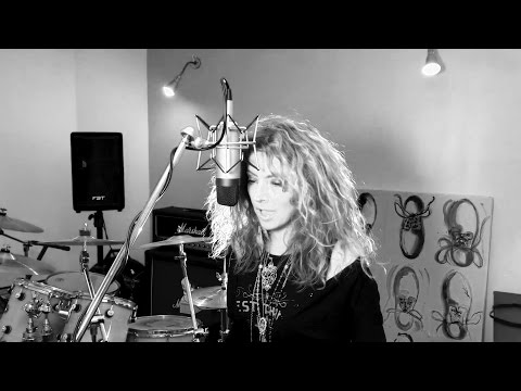 Mick Simpson Feat. Eva Carboni - River of Life