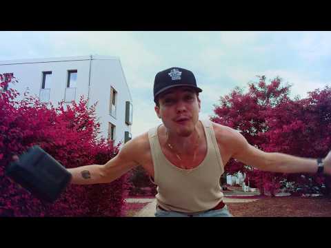 Giaco - WESTSTADTFLOW  (prod. by Giaco)