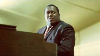 Richard Groove Holmes - Listen Here.wmv