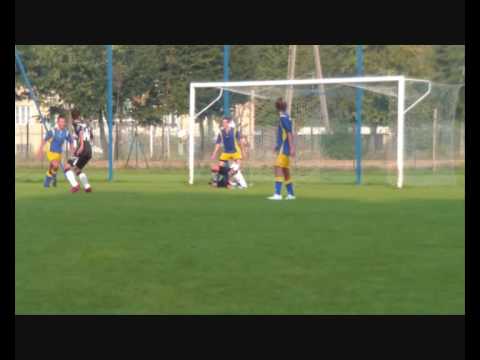 Kormoran Łąck '91 - Ożarowianka Ożarów '91 :: 16.09.2009 :: rzut wolny