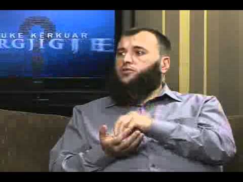 Kam gjetur një hajmali në shtëpinë e axhës dhe e kam djegur atë duke lexuar... - 100.7