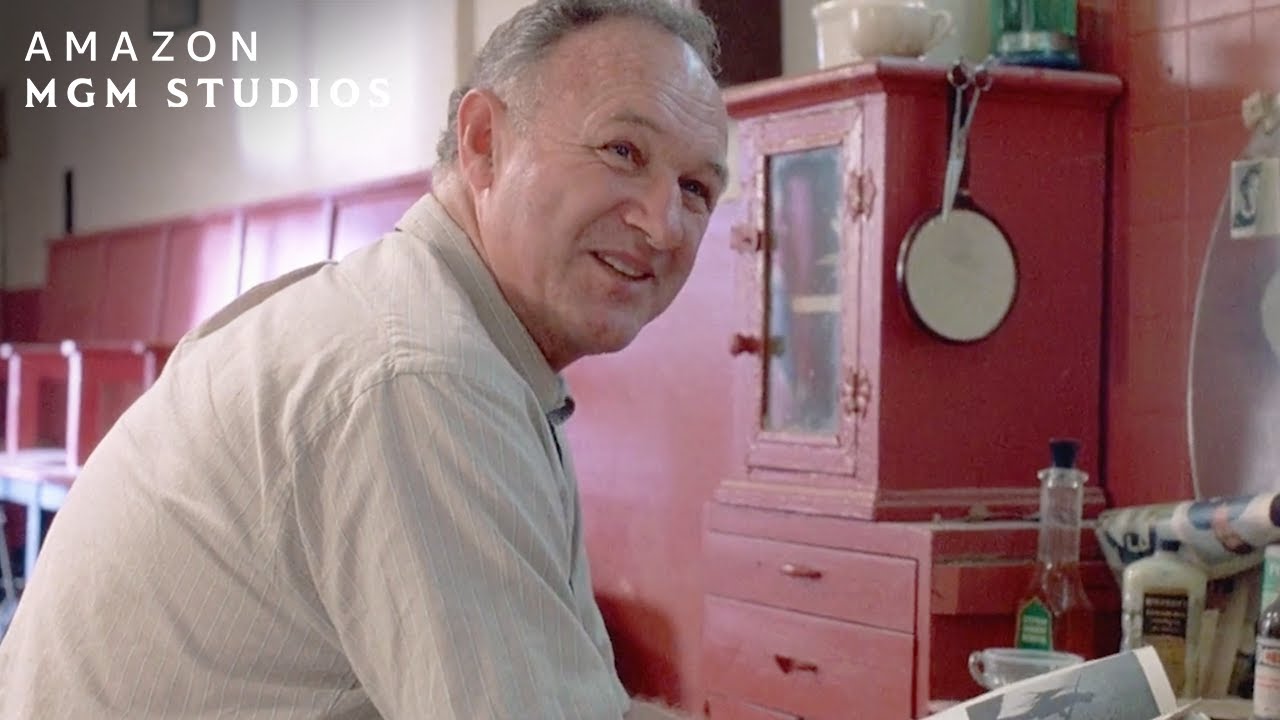 Agent Anderson Investigates The Barbershop