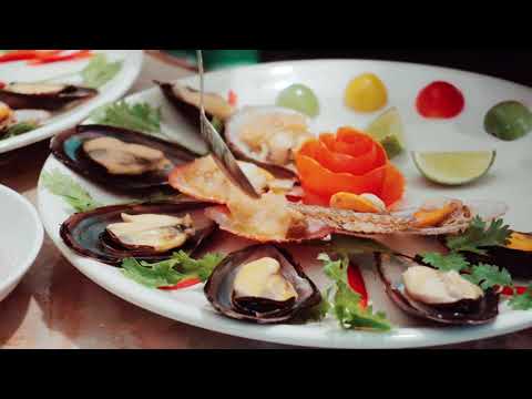 Samlee’s Garden Pakse: Riverside Guesthouse & Restaurant / Bar on the Mekong