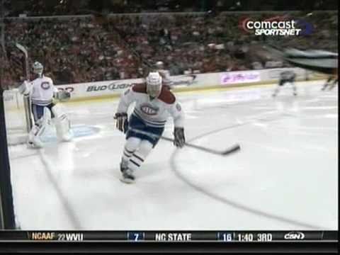 David Steckel hits Jaroslav Spacek