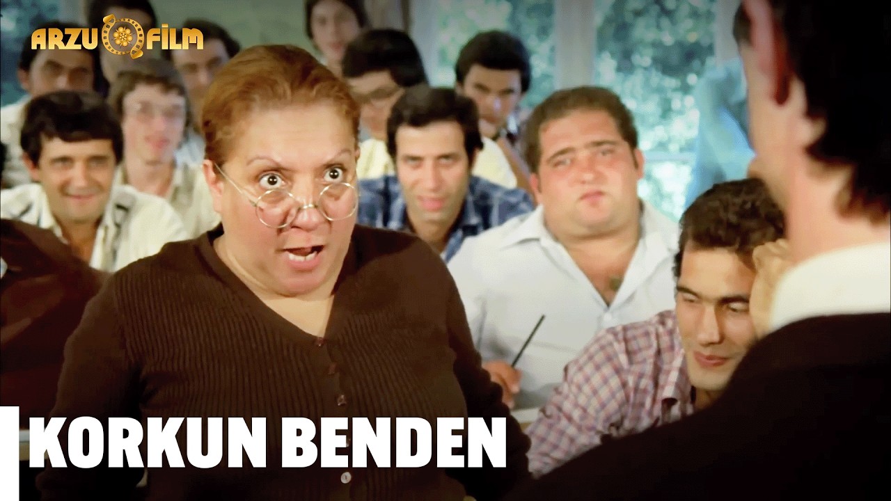 Dünyanın En Sinirli Öğretmeni | Hababam Sınıfı Uyanıyor