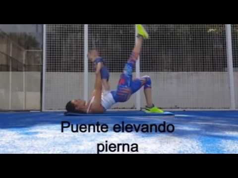 Pilar Rubio hace gimnasia con su hijo Marco