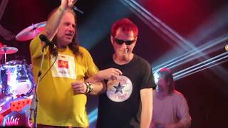 Visací zámek feat. Znouzectnost - Dopravní značky - Plzeň Šeříkovka - 13.4.2018