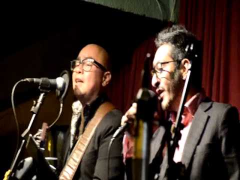 Alfredo Tello - Al carajo tu historia (dueto con Salvador Aviña)