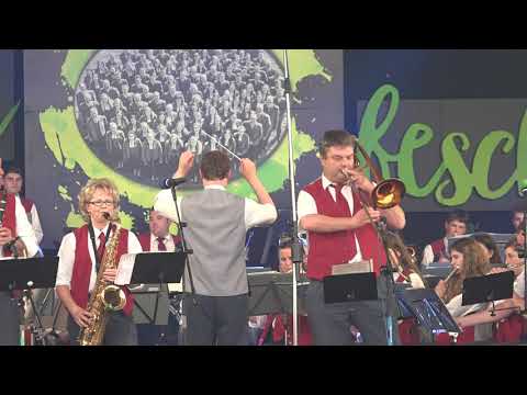 KMF2019.Ho - Kreismusikfest MV-Kressbronn Party pur beim Frühschoppen C0131