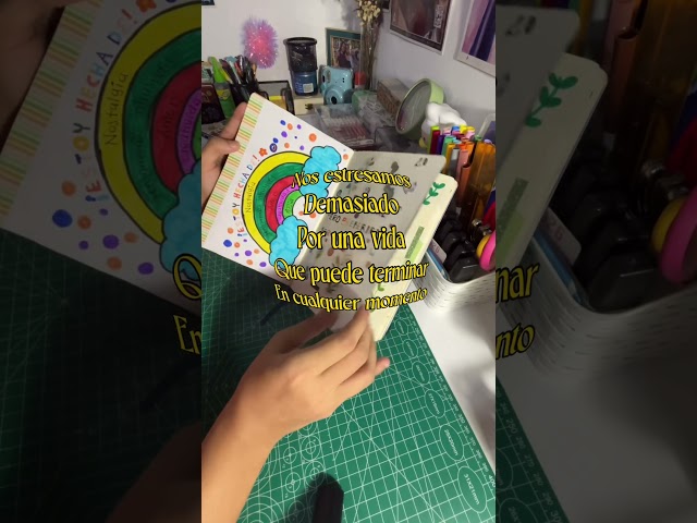 Vídeo relacionado con Pegatinas 200 Stickers Neon Chulos y Divertidas, Impermeable Vinilo Pegatinas para Scrapbooking Journaling Diario Botella Agua Tablet Ordenador Portatil Maletas Skateboard Bicicleta Patinete etc