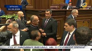 Ի՞նչ բացահայտում էր անելու Փաշինյանը, եթե ընդդիմությունը չհեռանար ԱԺ նիստերի դահլիճից