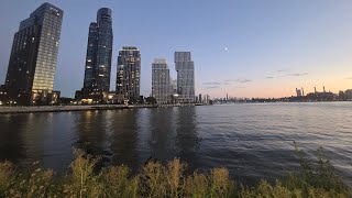 A Walk to Manhattan