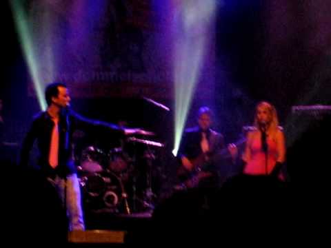Mr. Pink - Scoop - drop it & Freestylers - Push up @ clash of the coverbands - Effenaar