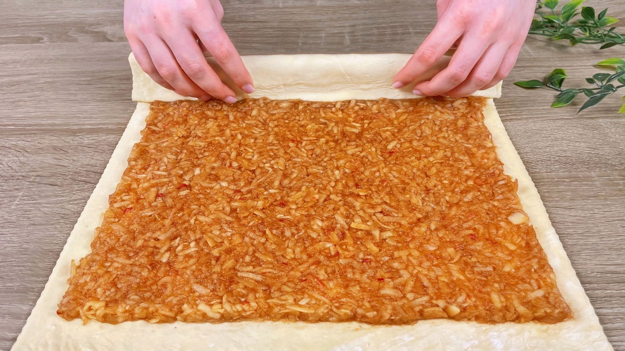 🍎Take puff pastry and 2 apples! Christmas dessert in 10 minutes!