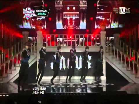 [121108] BOYFRIEND  Janus at MCD Comeback Stage.