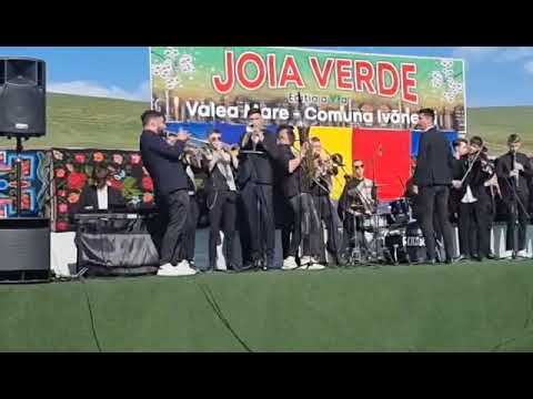 Fanfara Rotaria - Hai Lasa-ma sa te ating (cover Connect-R)