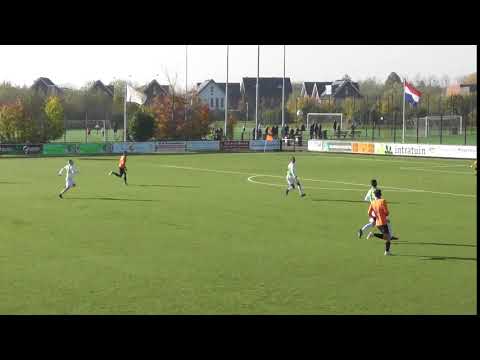 17 nov 2018 VV De Meern JO16-1 - Spijkenisse JO16-1 2-0 Mooie aanval