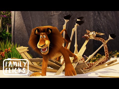 Washed Up On The Beach | Madagascar (2005) | Family Flicks