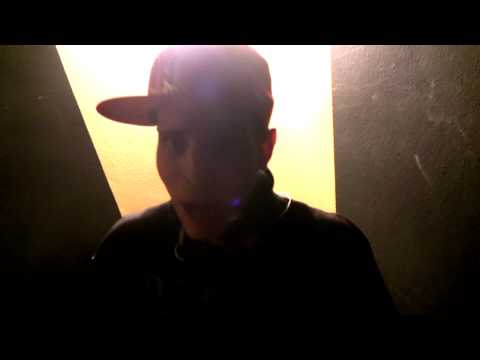 BMG from Lyon shows some skillz for swissbeatbox.com @ Beatbox Contest II in Paris