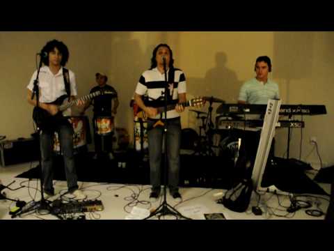 Bom Bom Bom video