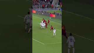 REAL MADRYT SHOW! 🔥🔥 3 GOLE W OSTATNICH MINUTACH MECZU Z AS ROMĄ! #piłkanożna #realmadrid