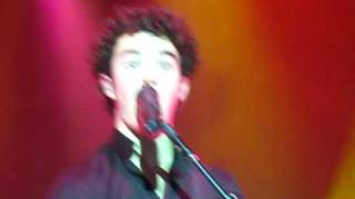 &quot;Gonna Getcha Good&quot; - Jonas Brothers