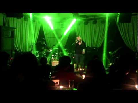 Eleyn Live @ 19 East Bar