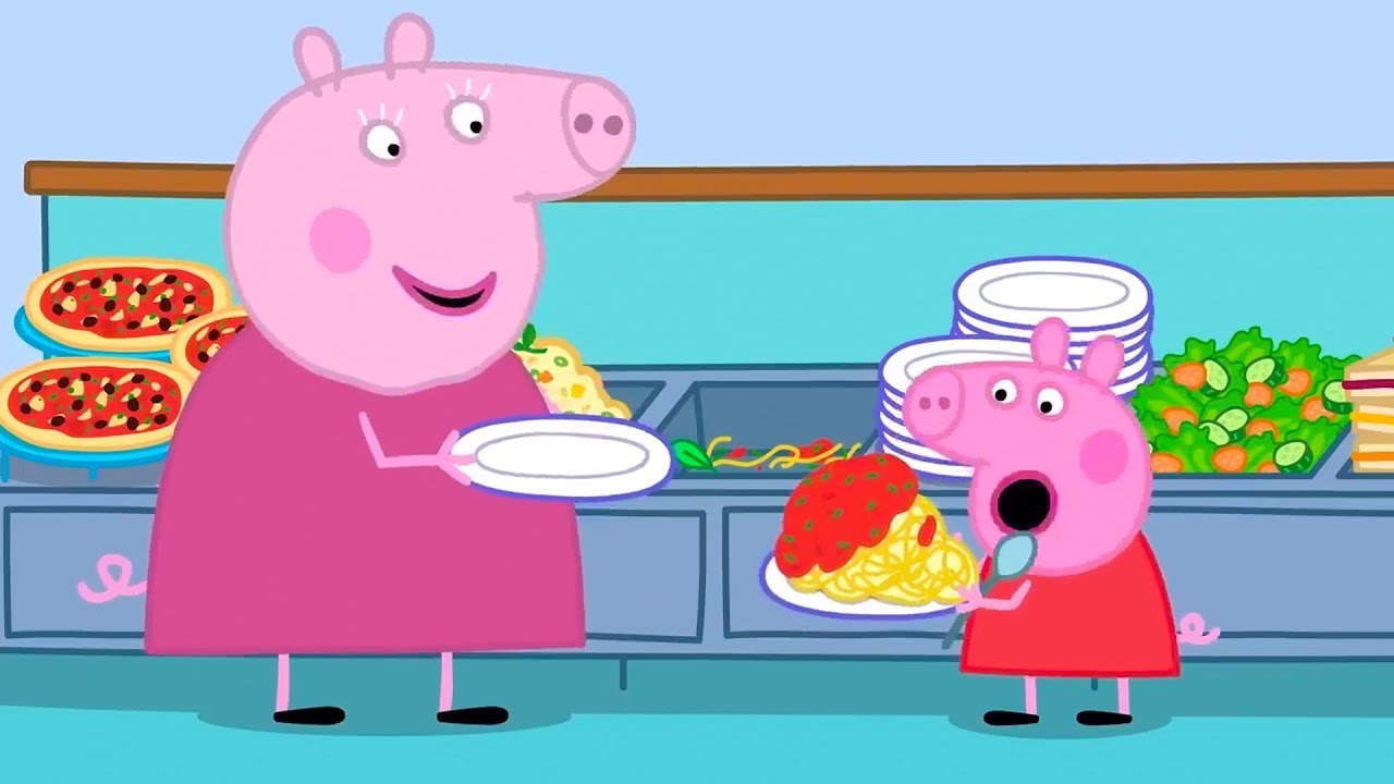 The BIGGEST Spaghetti Mountain Ever! 🍝 | Peppa Pig Tales