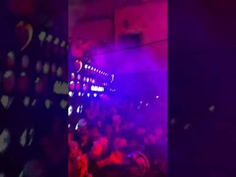 no claro você me ve no escuro você me sente  (bailao)