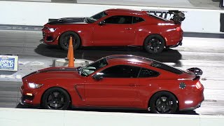 Shelby GT350 vs Camaro ZL1 - drag racing