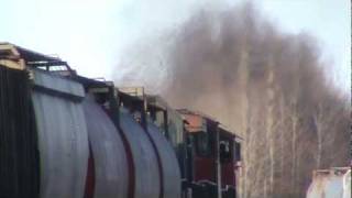 preview picture of video 'CN 874 - Unit grain train at Cardinal'