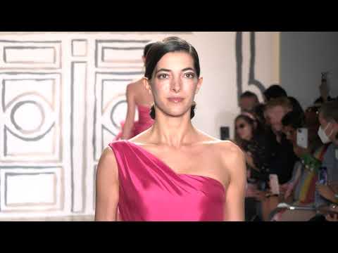 Kevan Hall - NYFW Spring/Summer 2022 - Guild Magazine