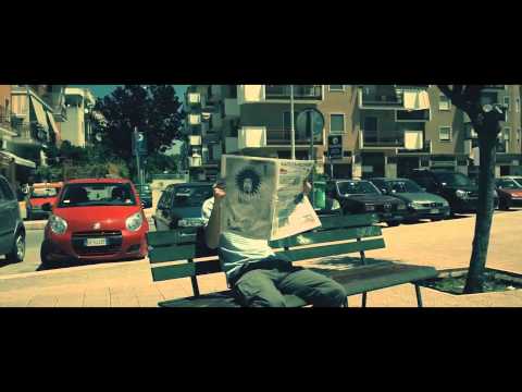 Combass feat. Caparezza -Megaparty- Official videoclip